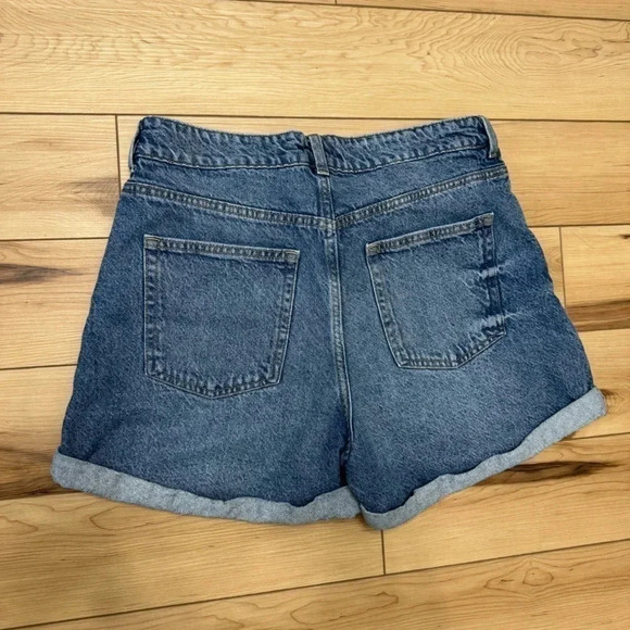 H&M Denim Shorts - Size 14 - Picture 4 of 4